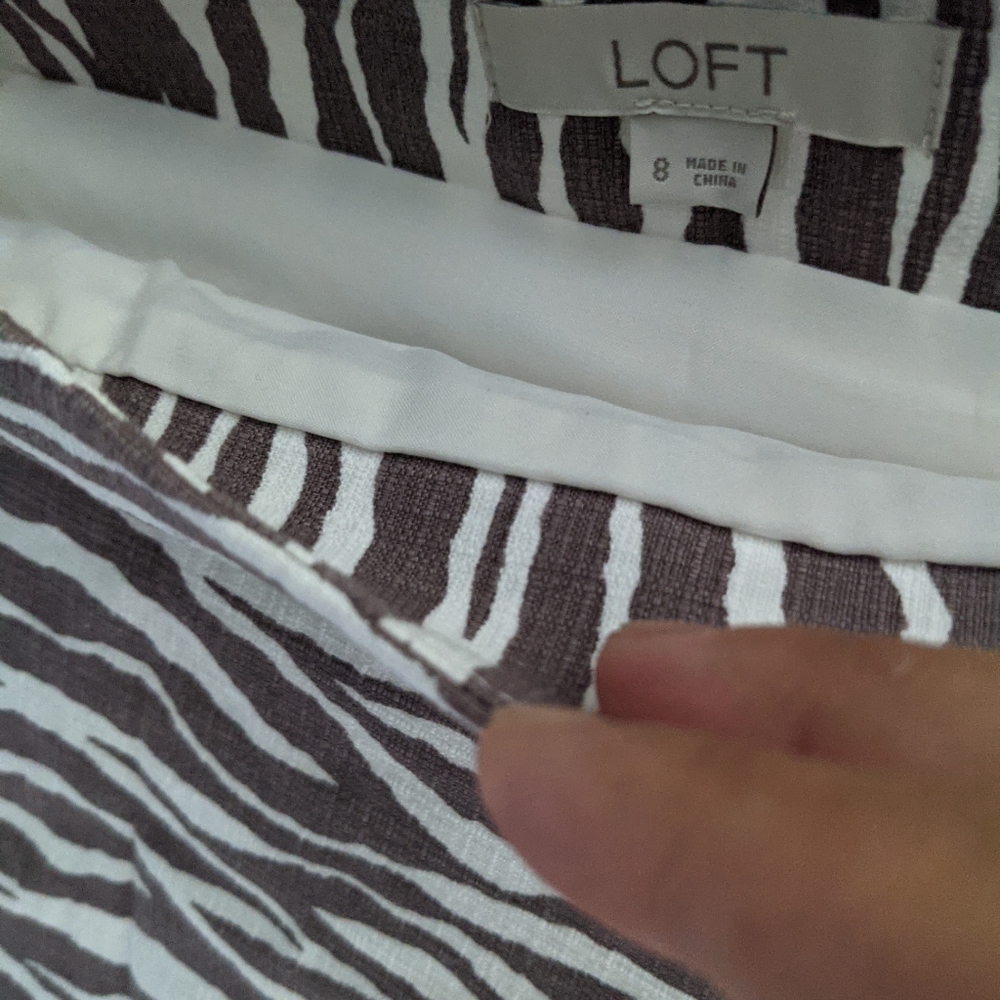 loft mini skirt - Picture 3 of 3